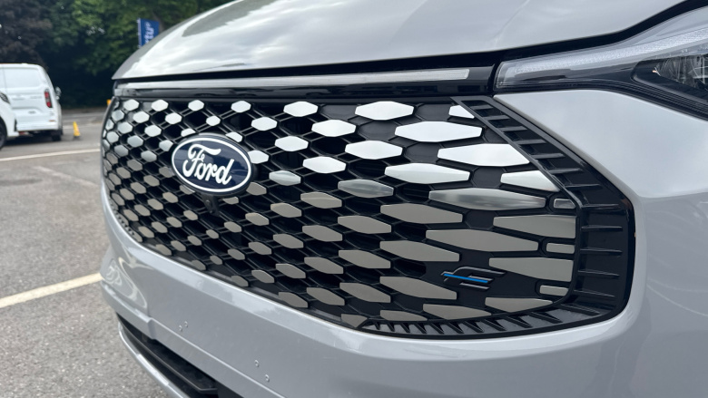 Ford Tourneo Custom 340 L1 Electric Rwd 160kW 65kWh H1 Titanium X 8 seater Auto